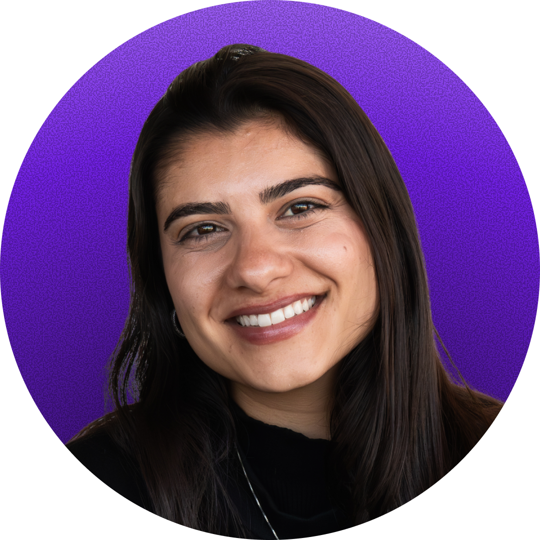 profile_thais profile_thais